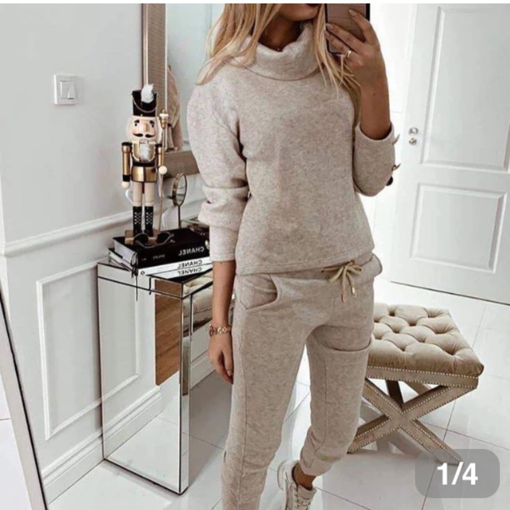 Lounge Set